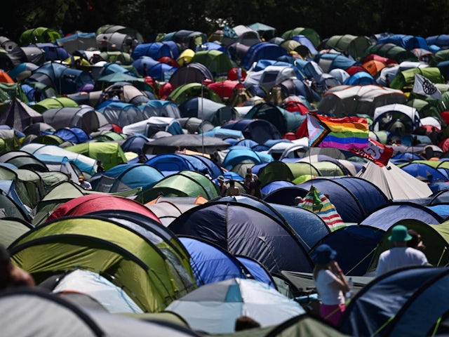 Glastonbury 2024: Cool weather conditions forecast on Friday