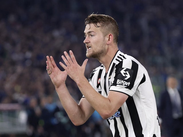 Matthijs de Ligt in action for Juventus on May 11, 2022