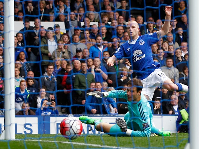 Steven Naismith scores for Everton against Chelsea in September 2015
