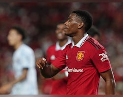 Ten Hag challenges Martial amid strong start to pre-season