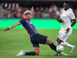 Araujo adds to the growing Barcelona injury list
