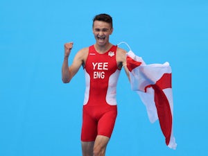 England's Alex Yee takes triathlon gold at Commonwealth Games
