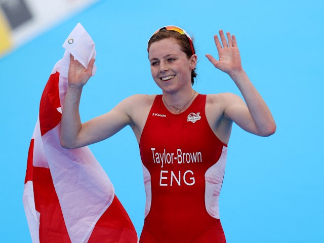 Georgia Taylor-Brown takes Commonwealth Games silver in triathlon