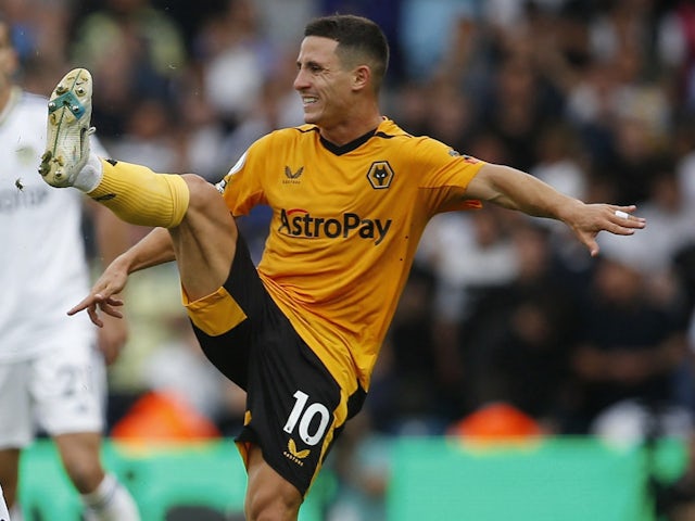 Daniel Podence in action for Wolverhampton Wanderers on August 6, 2022