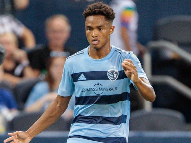 Kayden Pierre in action for Sporting Kansas on August 1, 2022