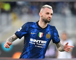Man United, PSG 'join Liverpool in Marcelo Brozovic race'
