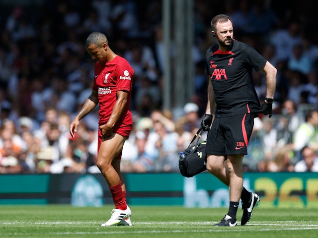 Jurgen Klopp reveals Thiago hip injury ahead of Merseyside derby