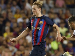 Barcelona 'want to sign central midfielder in January window'