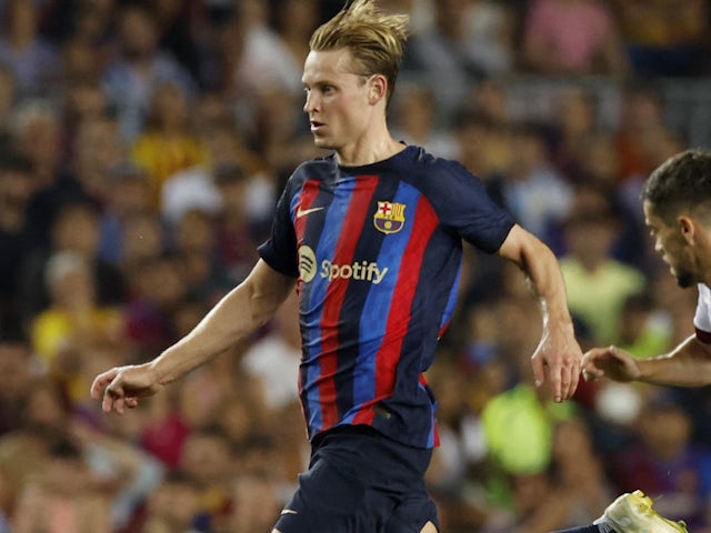 Frenkie de Jong in action for Barcelona on August 13, 2022