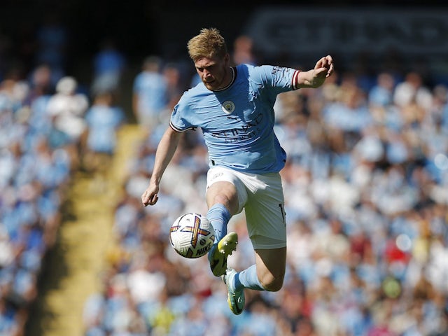 Kevin De Brυyne in action for Manchester City on Aυgυst 13, 2022