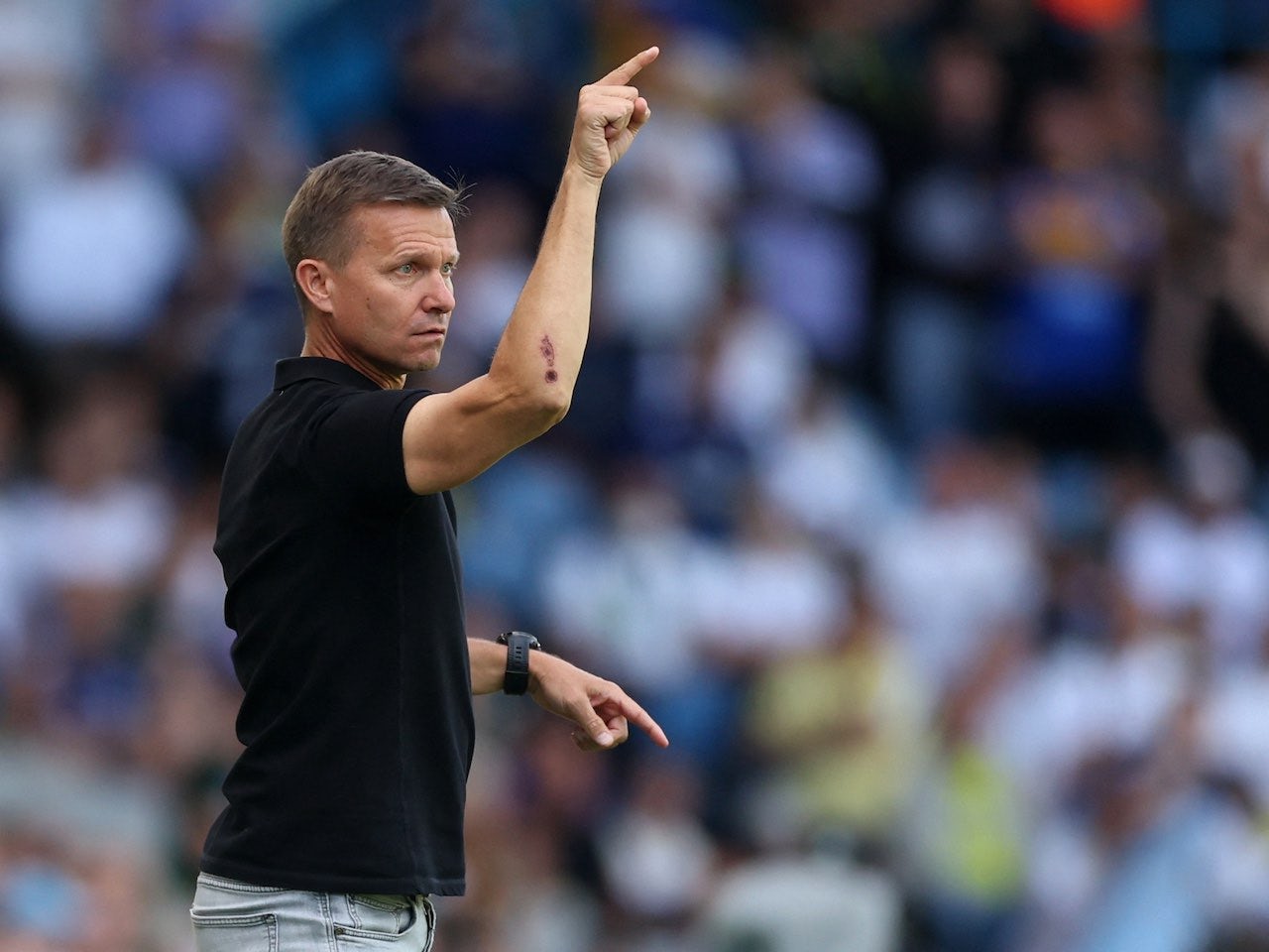 Millwall vs Leeds United - live score, predicted lineups and H2H stats.