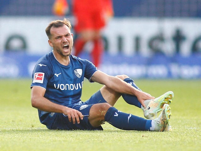 Kevin Stoger in action for VfL Bochum on August 21, 2022
