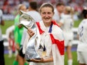 England's Ellen White celebrates with the trophy after winning Women's Euro 2022 on July 31, 2022