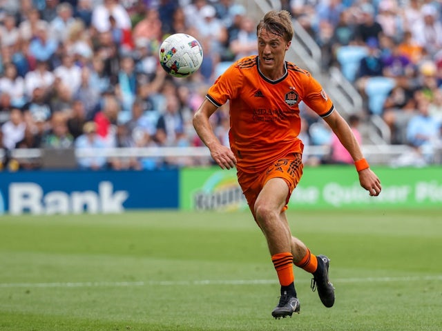 Griffin Dorsey in action for Houston Dynamo on August 27, 2022