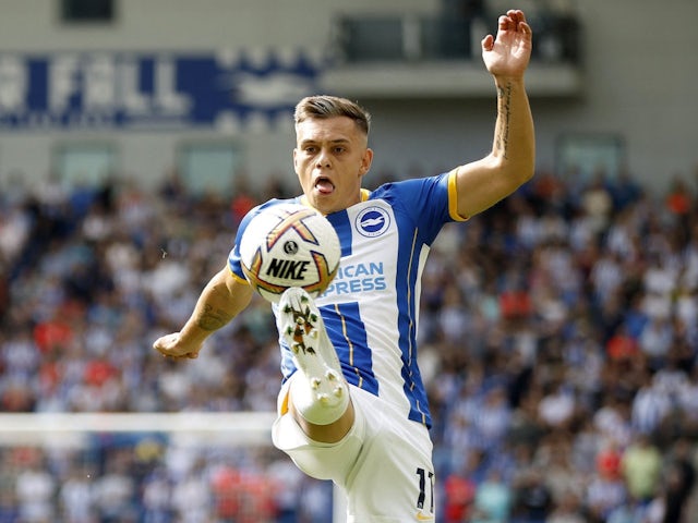 Leandro Trossard in action for Brighton & Hove Albion on 27 August 2022