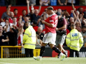 Antony scores as Manchester United end Arsenal's perfect start