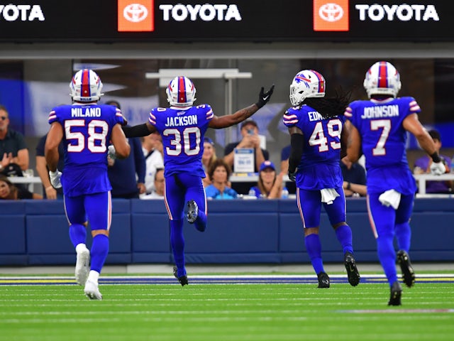 Buffalo Bills cornerback Dane Jackson (30) runs the ball in for touchdown after an interception in the second quarter against the Los Angeles Rams on September 8, 2022