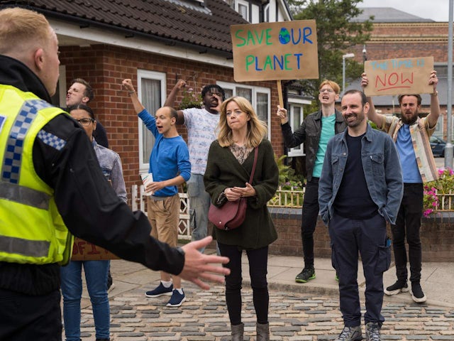 The protest on Coronation Street on September 5, 2022