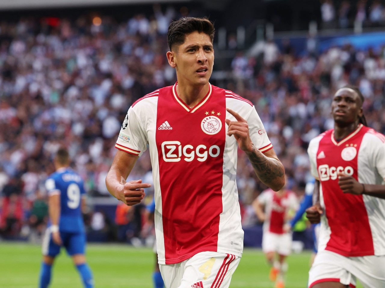 Ajax midfielder Edson Alvarez hints at relief over failed Chelsea transfer 