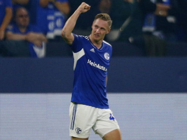 Sebastian Polter celebrates scoring for Schalke on September 10, 2022