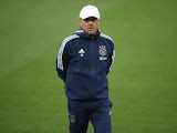 Ajax coach Alfred Schreuder during training on September 12, 2022