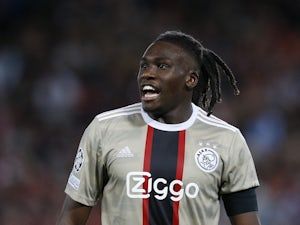 Fulham sign defender Calvin Bassey from Ajax
