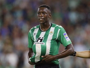Arsenal, Man United 'tracking Real Betis attacker Henrique'