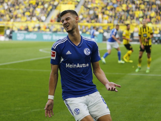 Tom Krauss in action for Schalke on September 17, 2022