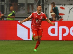 Bayern 'make Pavard decision amid Man United talk'