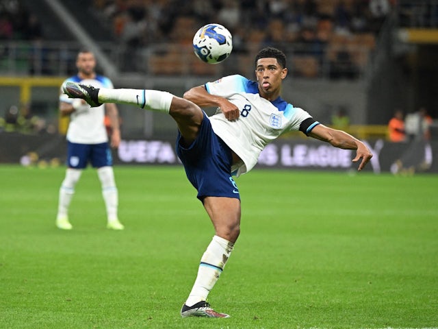 Jude Bellingham in action with the England squad on 23 September 2022
