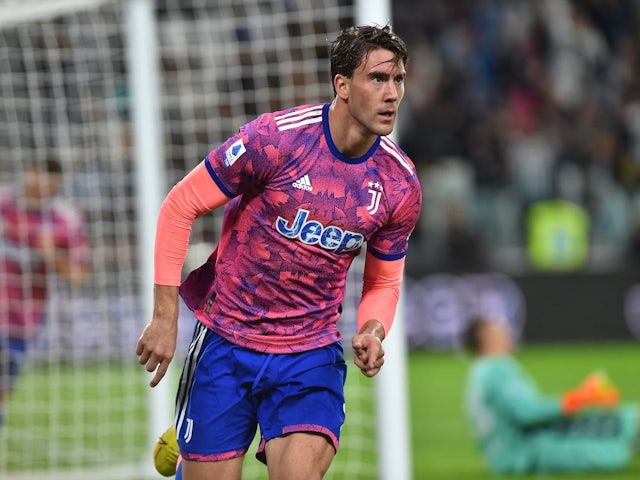 Dusan Vlahovic in action for Juventus on October 2, 2022