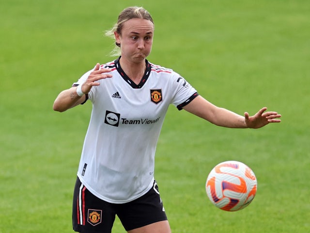 Martha Thomas in action for Manchester United Women on October 1, 2022