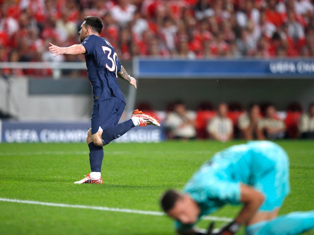 Lionel Messi celebrates scoring for Paris Saint-Germain against Benfica on October 5, 2022