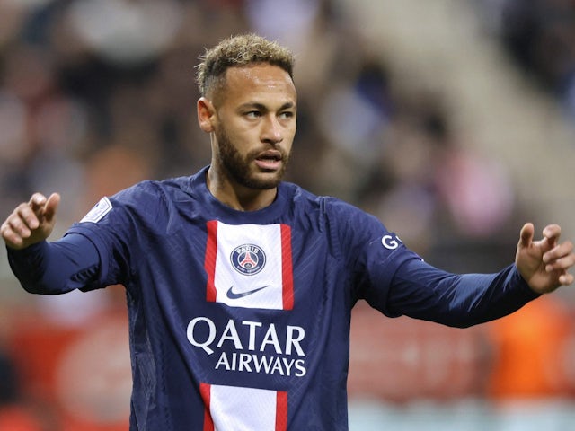 Neymar 'has no plans to leave PSG before 2027'