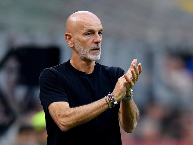 Entrenador del AC Milan Stefano Pioli, 8 de octubre de 2022