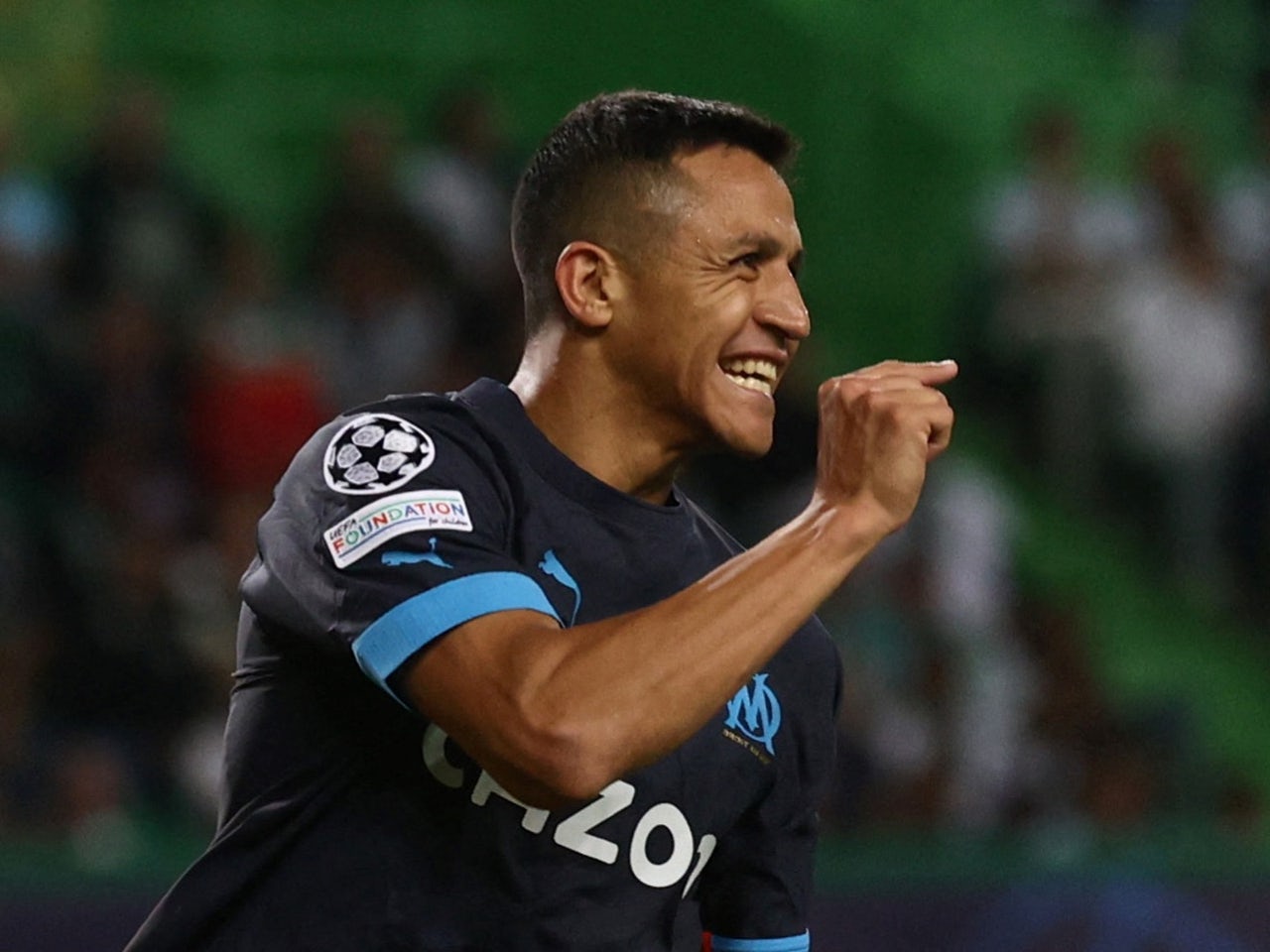 Matteo Guendouzi, Alexis Sanchez on target as Marseille beat nine-man Sporting Lisbon