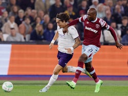 Anderlecht's Fabio Silva in action with West Ham United's Angelo Ogbonna on October 13, 2022