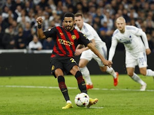 Mahrez misses penalty as 10-man Man City draw with Copenhagen