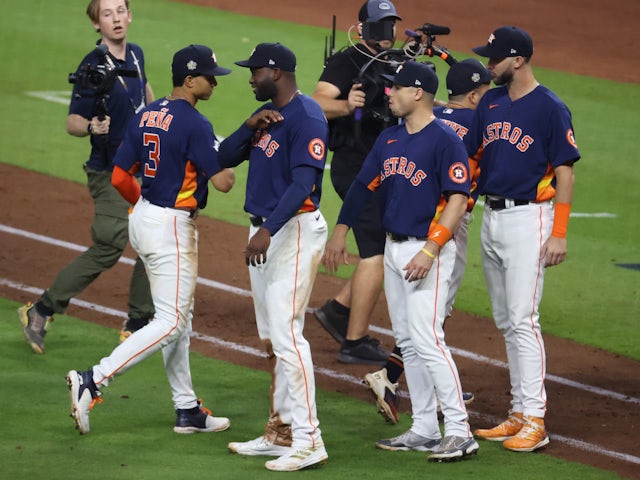 Astros set new record to level World Series