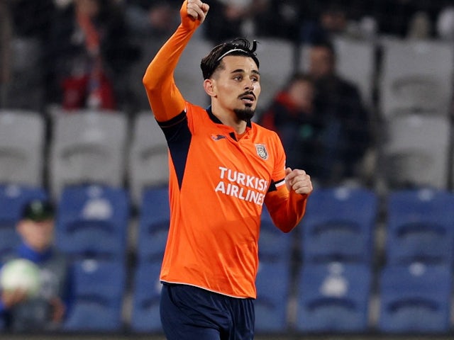 Fatih Terim'in 3 Kasım 2022'de İstanbul Başakşehir'e attığı golün sevinci