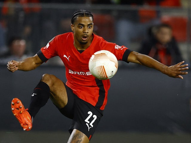 Lorenz Assignon in action for Rennes on November 3, 2022