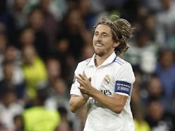 Modric 'to snub Saudi offer in favour of staying at Real Madrid'