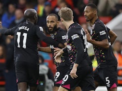 Brentford players celebrate Bryan Mbuemo's goal against Nottingham Forest on November 5, 2022