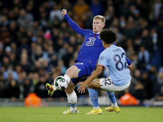 Chelsea defender Lewis Hall in action against Manchester City on November 9, 2022.