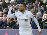 Aaron Lennon in action for Burnley in February 2022