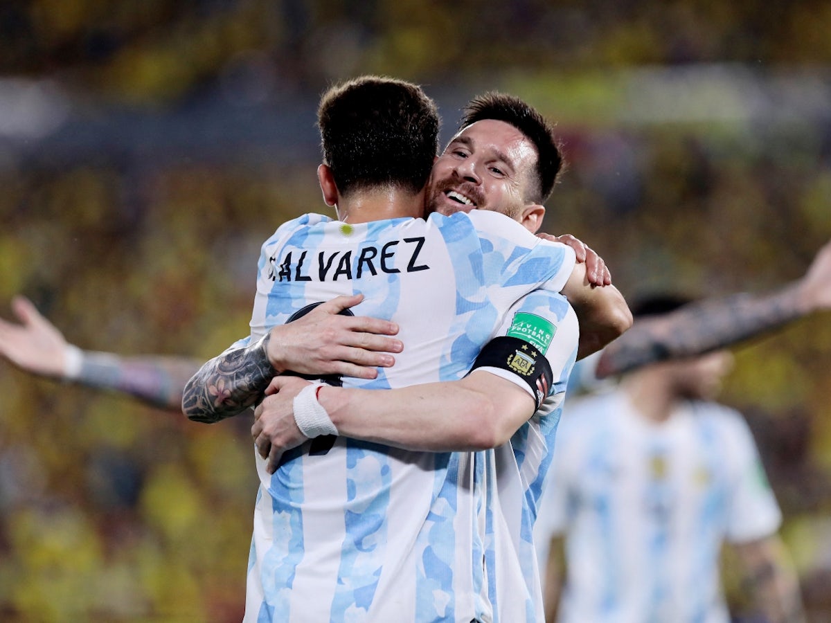 Julian Alvarez: 'Lionel Messi is one of a kind, a privilege to play  alongside' - Sports Mole