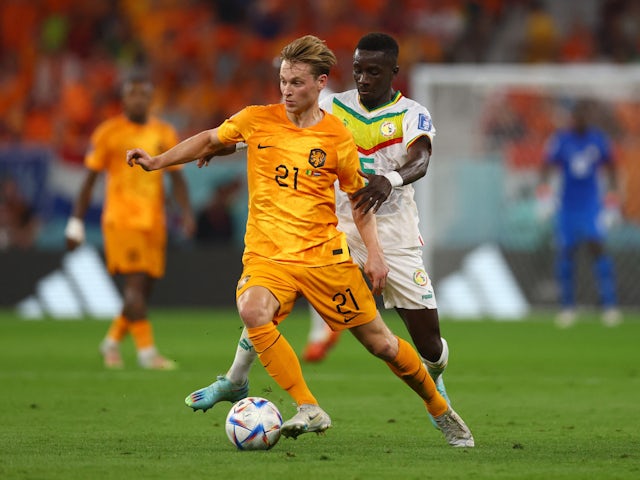Frenkie de Jong in action for the Netherlands against Senegal at the World Cup on November 21, 2022.