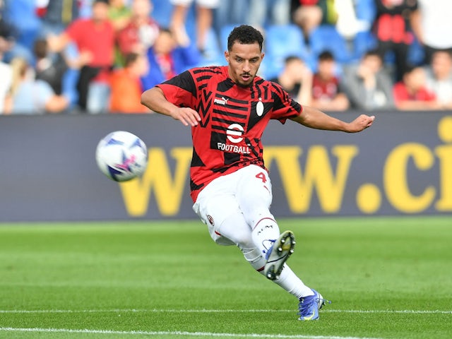 Ismael Bennacer warms up for AC Milan in August 2022