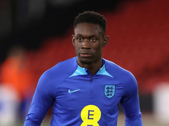 Folarin Balogun warms up for England Under-21s in September 2022