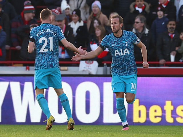 Harry Kane celebrates scoring for Tottenham Hotspur against Brentford on December 26, 2022